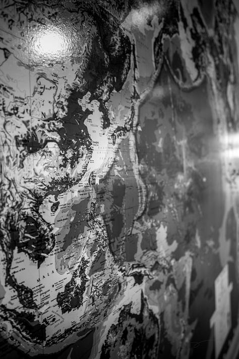 bookstore & maps