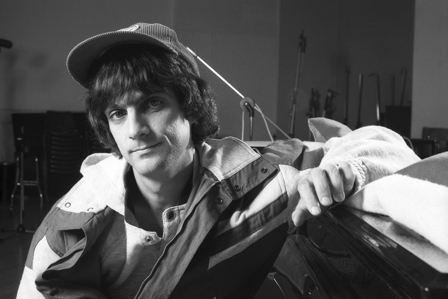 Jimmy Iovine sitting at a piano circa 1980 Jimmy Iovine sitting at a piano circa 1980