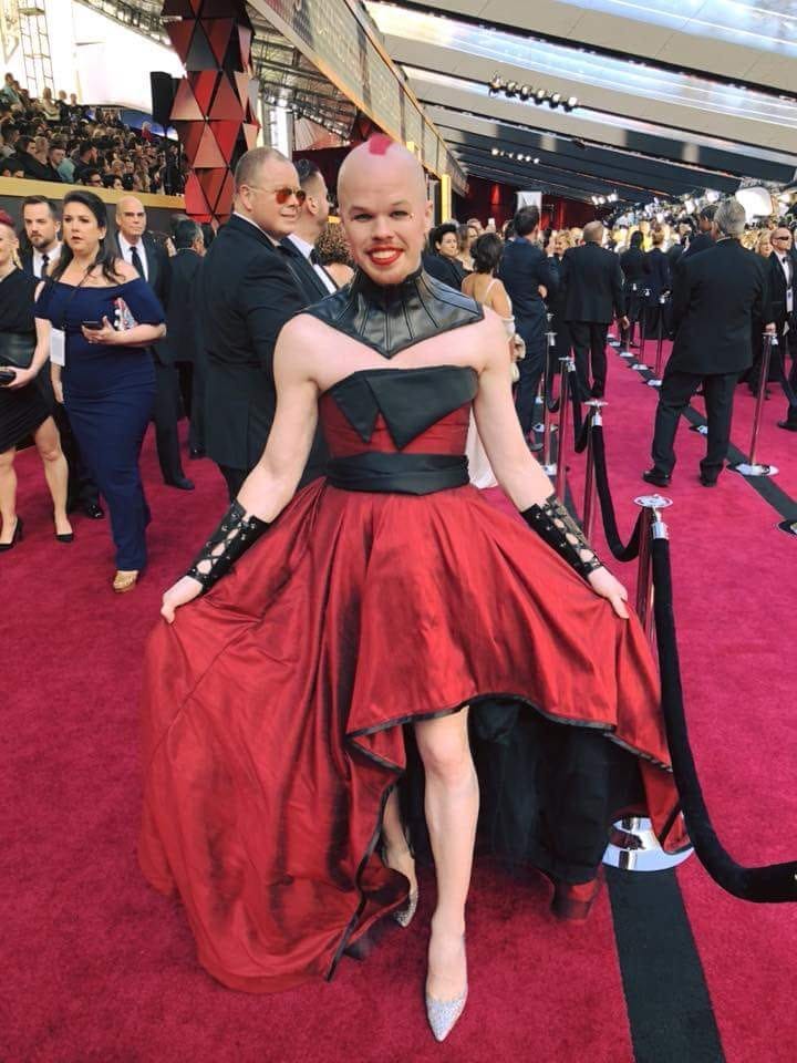 Woodlands designer makes dress worn at Academy Awards