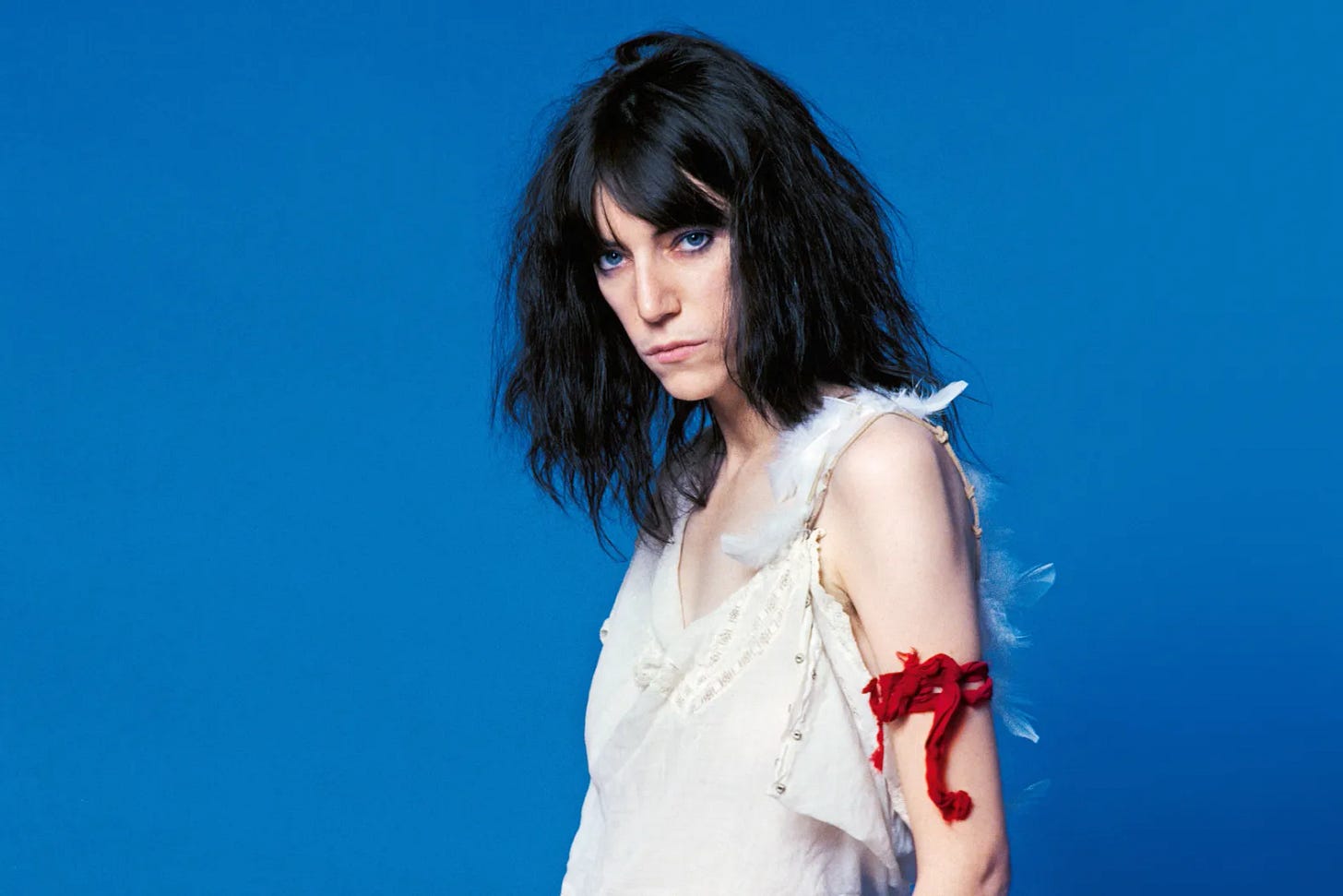 Patti Smith em 1977 durante sessão de fotos para seu álbum Easter. Por Lynn Goldsmith. Patti Smith em 1977 durante sessão de fotos para seu álbum Easter. Por Lynn Goldsmith.