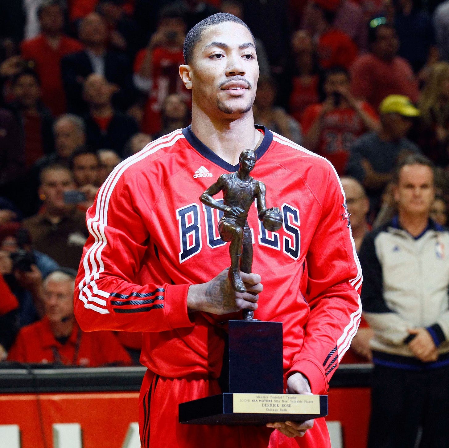 Derrick Rose announces retirement after 16 NBA seasons