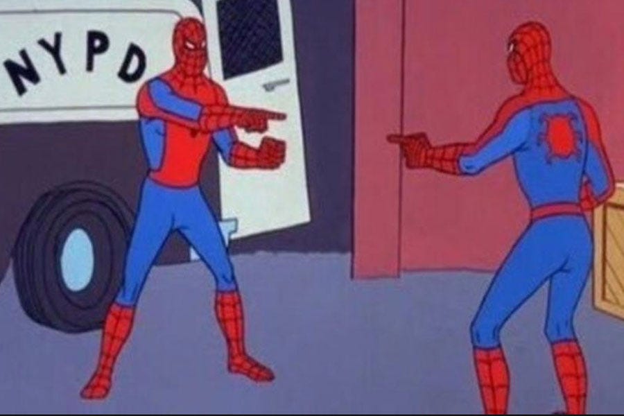 Spiderman vs. Spiderman, meme. Imagen original de Marvel