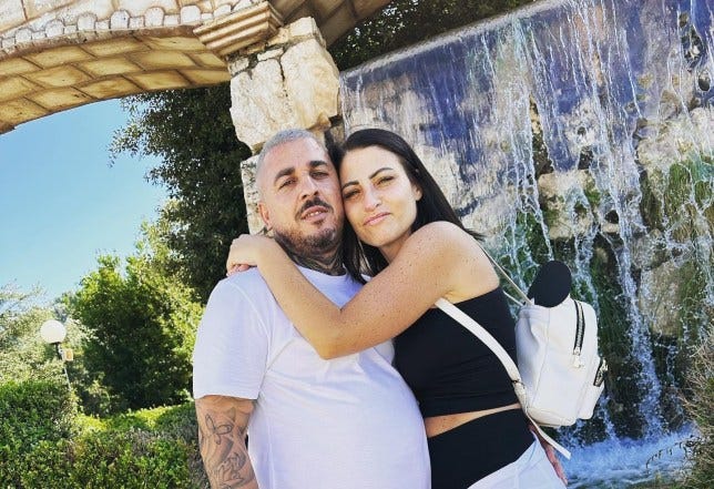 A TIKTOK star has died suddenly at the age of 40 after suffering a heart attack while playing with his kids. Italian influencer Lorenzo Delle Femmine was rushed to hospital on Monday after collapsing at home. https://www.instagram.com/lorenzodellafemine83/ https://www.instagram.com/susytassio83/