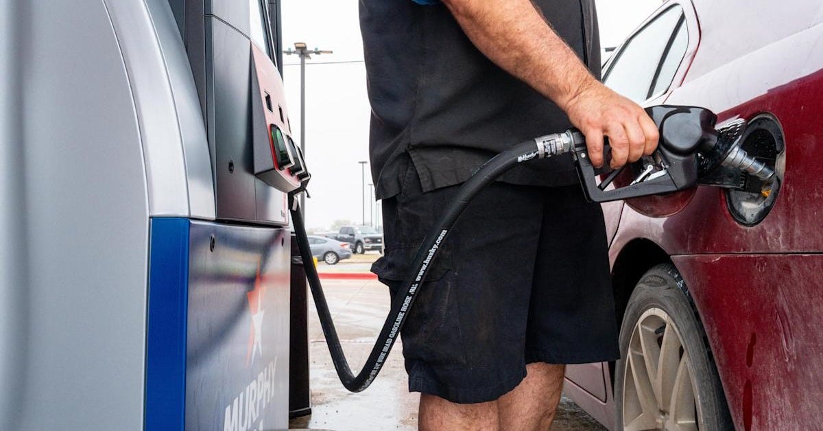 What smart people are saying about inflation as the war in Iran presses on  - AOL