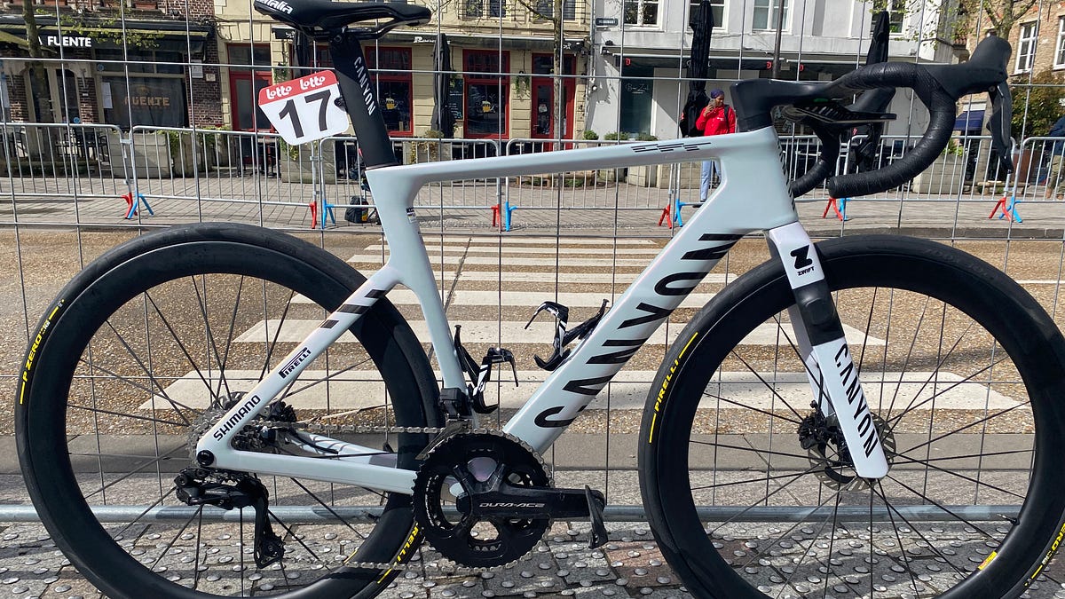 Breaking news: A new Canyon spotted in the WorldTour peloton ⚙️