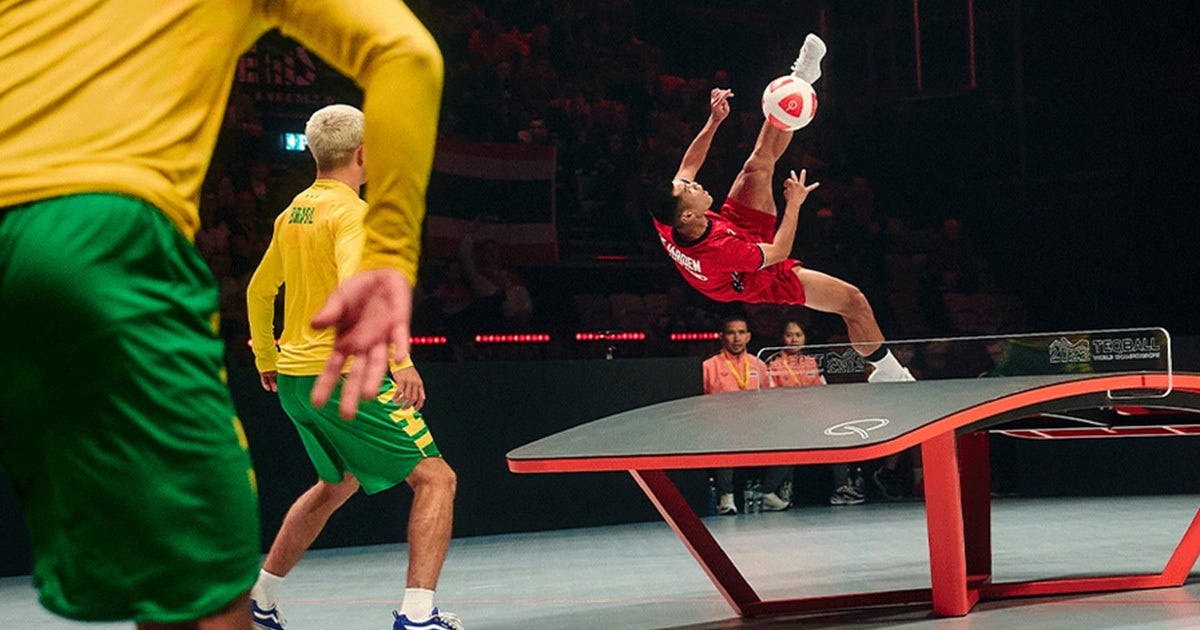 TEQBALL | World Is Curved