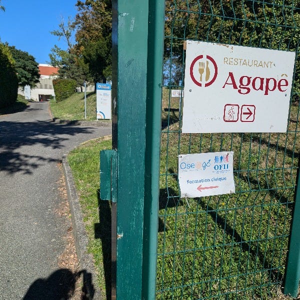 OFII Formation Civique Sign Toulouse Outside