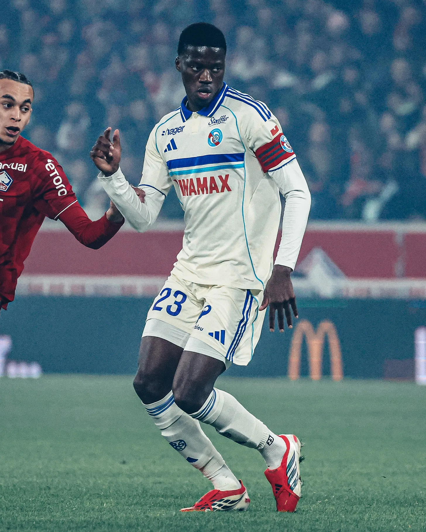 b27f6613-a547-4754-8bfe-b62e7730de59_200