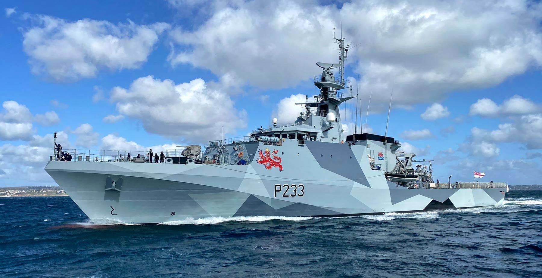 HMS Tamar puts to sea with new dazzle paint scheme | Navy Lookout