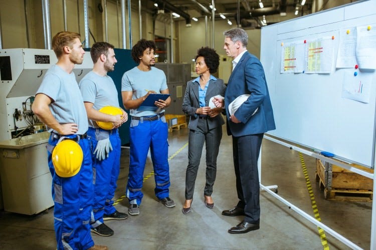 What Does an Operations Manager Do?