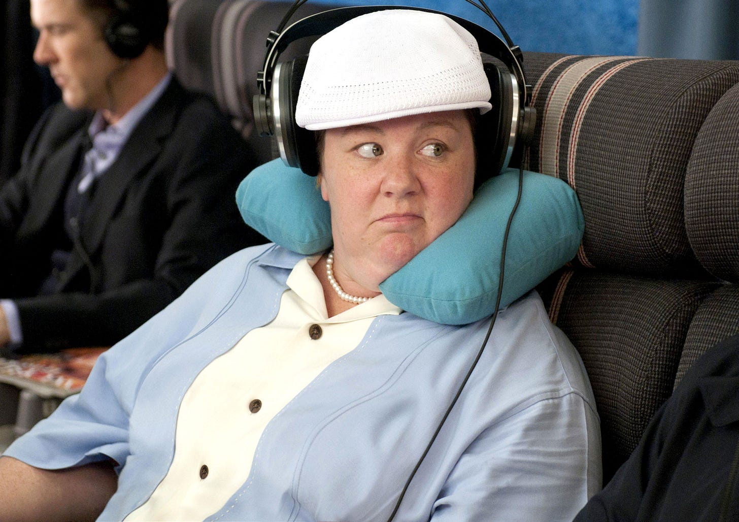 Melissa McCarthy Recreates 'Bridesmaids' Sofa Scene With Gym Fail