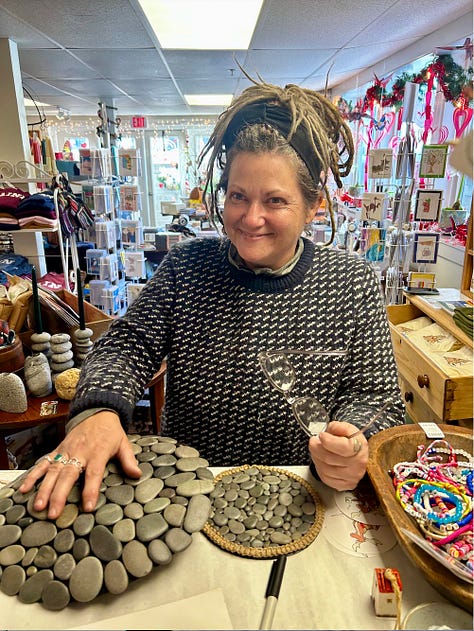 Beach stone mats and trivets