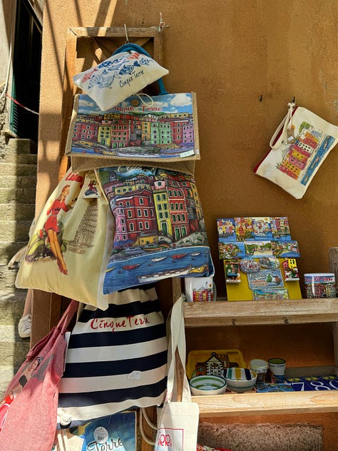 Artistic souvenirs, basil pesto and local "focaccia".