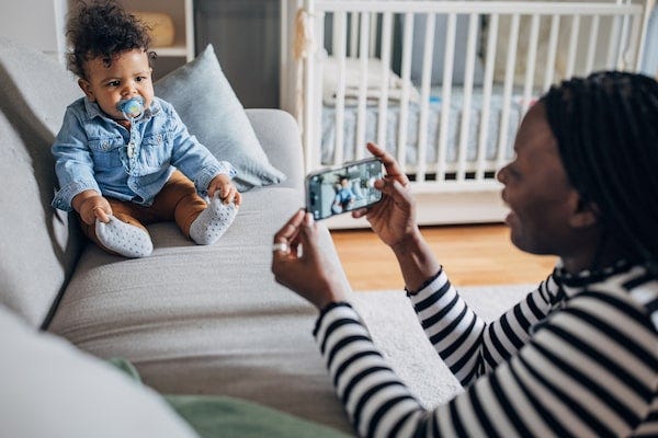 Yes, you can be a good parent without taking a photo of your child's every  waking moment - The Globe and Mail