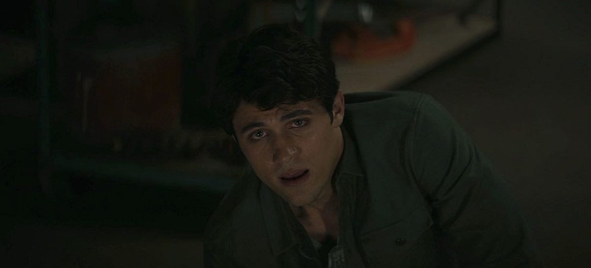 Drake Rodger very sexy eyes trying to look worried over Kyle's bleeding out body The Winchesters 1.10. Drake Rodger very sexy eyes trying to look worried over Kyle's bleeding out body The Winchesters 1.10.