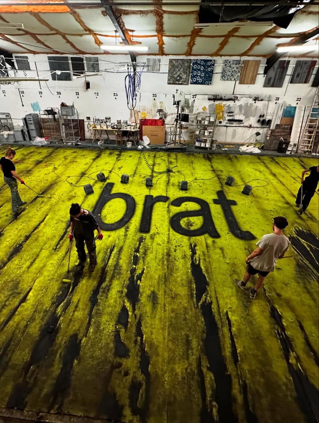 BTS of the brat curtain pre-burn at Glastonbury : r/charlixcx