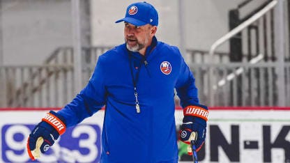 Peter DeBoer Offers Perspective on Islanders After Becoming Head Coach | New York Islanders Peter DeBoer Offers Perspective on Islanders After Becoming Head Coach | New York Islanders