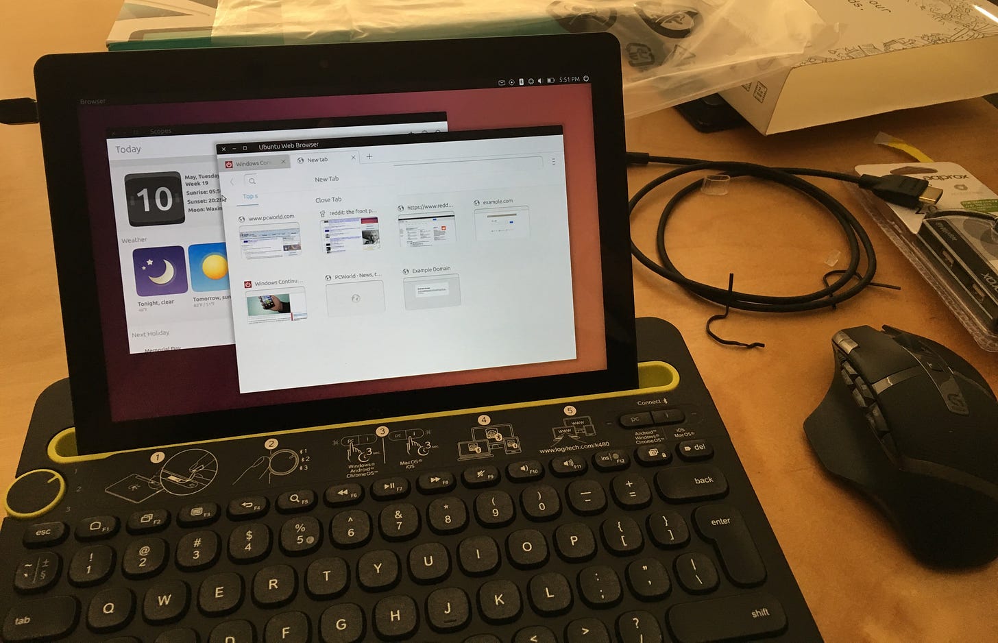 Ubuntu tablet.