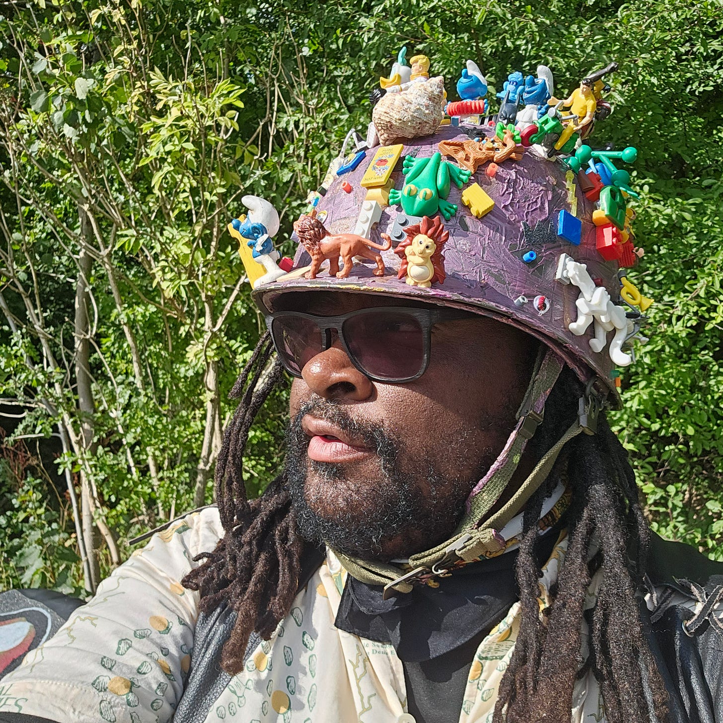 FatbikeHero is the artistic pseudonym of Tendai Frank Tagarira — a Zimbabwean-born author, award-winning filmmaker, and Metadata Expressionist based in Aarhus, Denmark. FatbikeHero is the artistic pseudonym of Tendai Frank Tagarira — a Zimbabwean-born author, award-winning filmmaker, and Metadata Expressionist based in Aarhus, Denmark.