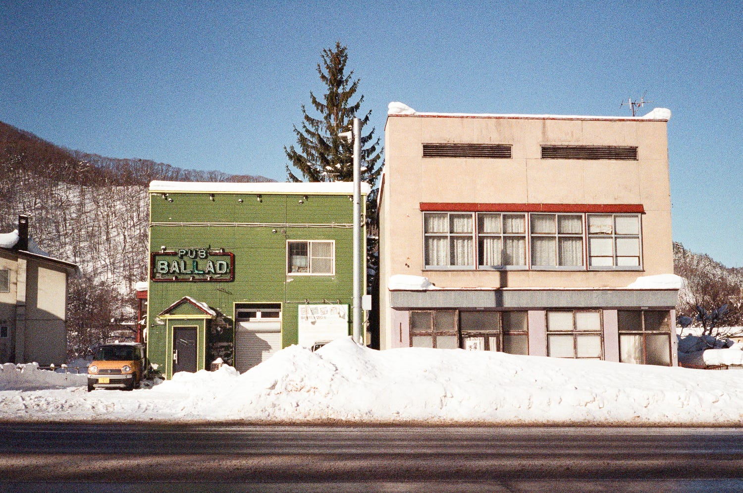Natura 1600 in Japan - by Matt Murray - Matt Loves Cameras