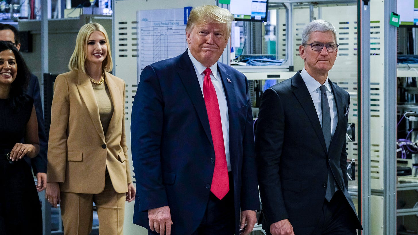 Tim Cook to Dine With Trump at Mar-a-Lago - The New York Times