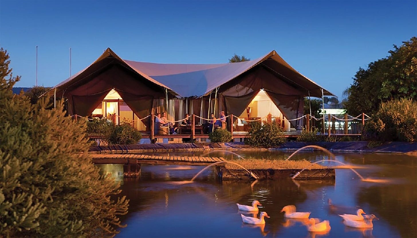 Savannah Sunset Resort & Spa at Six Flags Great Adventure concept image.