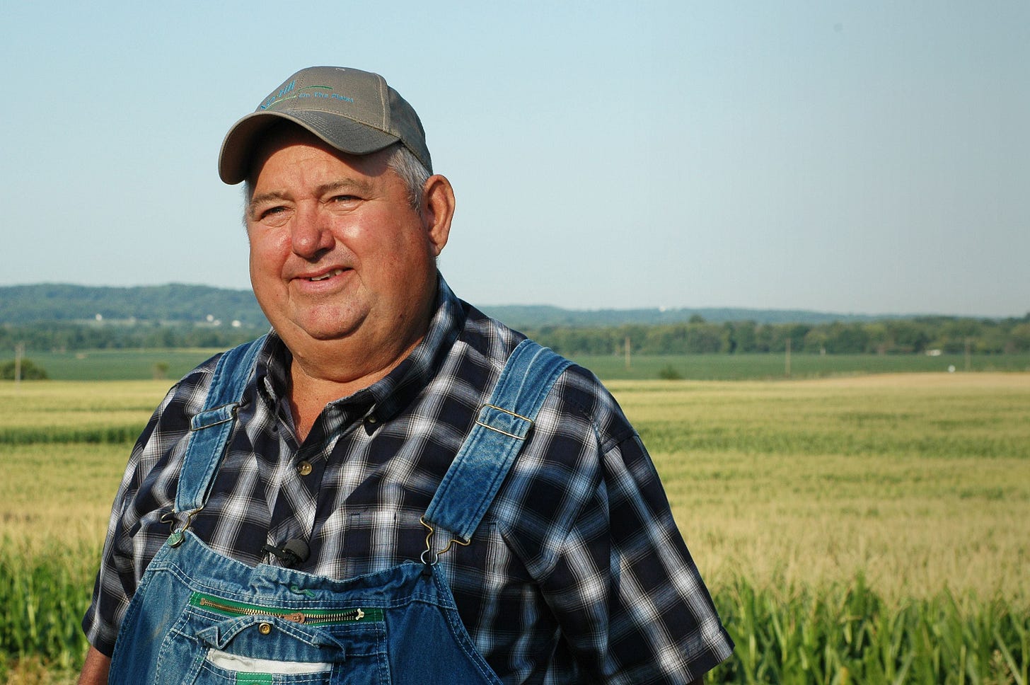 Farmer behind viral 'it ain't much, but it's honest work ...
