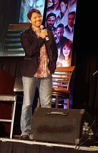 dallas_con_2015_phone_779_WM dallas_con_2015_phone_779_WM