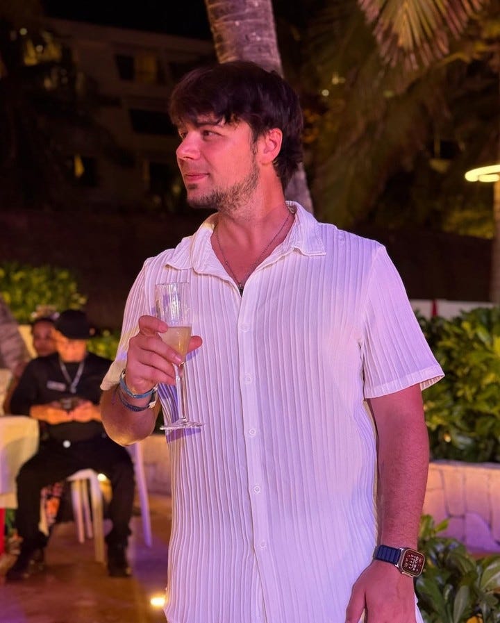 Juan Ignacio Veltri, acusado de estafar a Aerolíneas Argentinas. Foto: Instagram (@juanii.veltri) Juan Ignacio Veltri, acusado de estafar a Aerolíneas Argentinas. Foto: Instagram (@juanii.veltri)