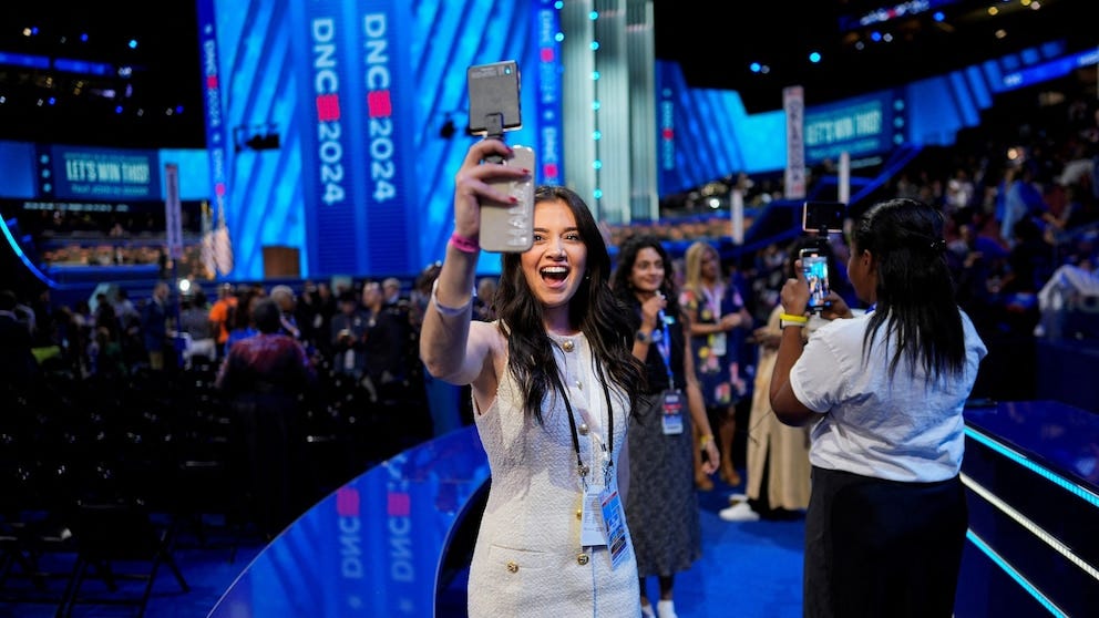 Hundreds of influencers get a front-row seat to the political conventions -  ABC News