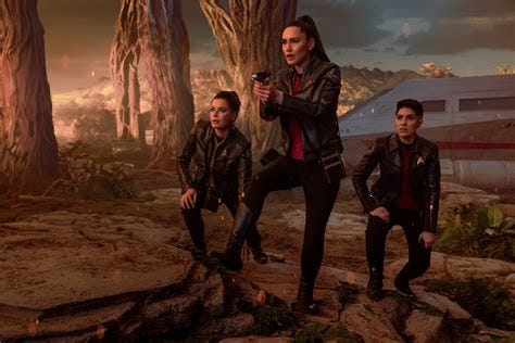 'Strange New Worlds' Season 4 Review: Star Trek Takes…