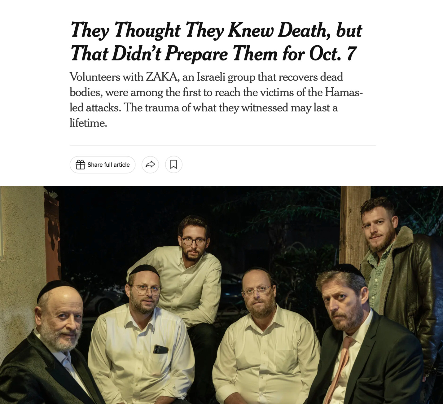 A group of men posing for a photo

AI-generated content may be incorrect.