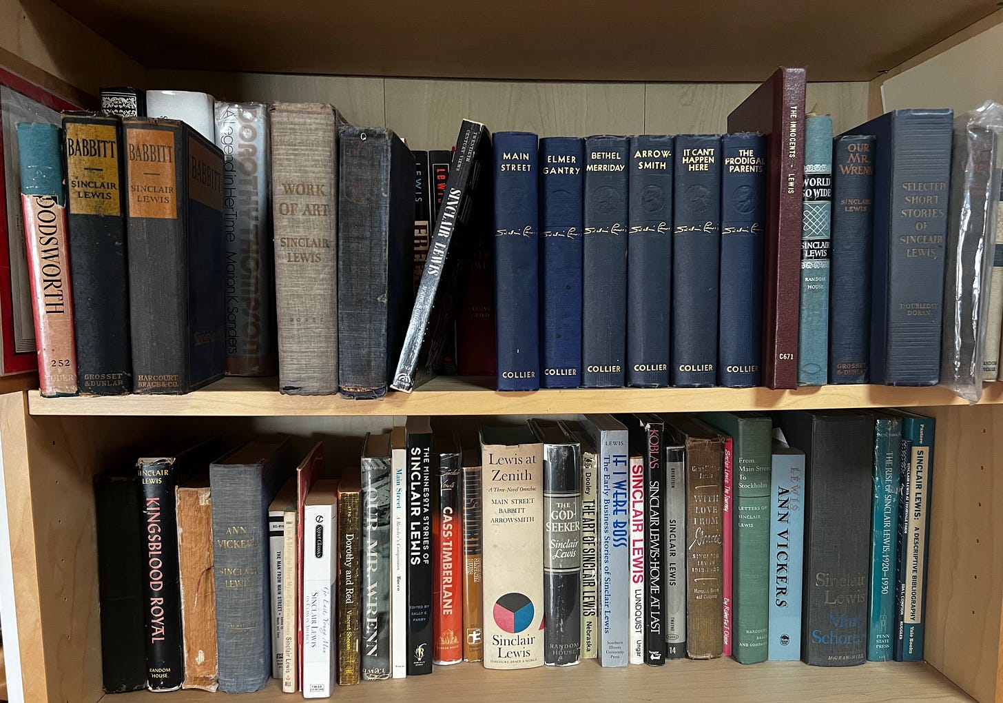 A bookshelf of Sinclair Lewis books (by and about)