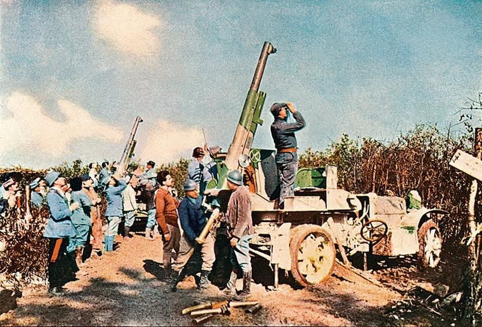 Gun carriage.jpg Gun carriage.jpg