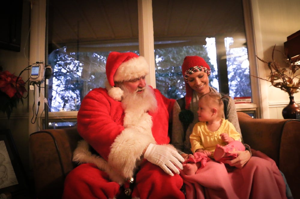 santa1.jpg santa1.jpg