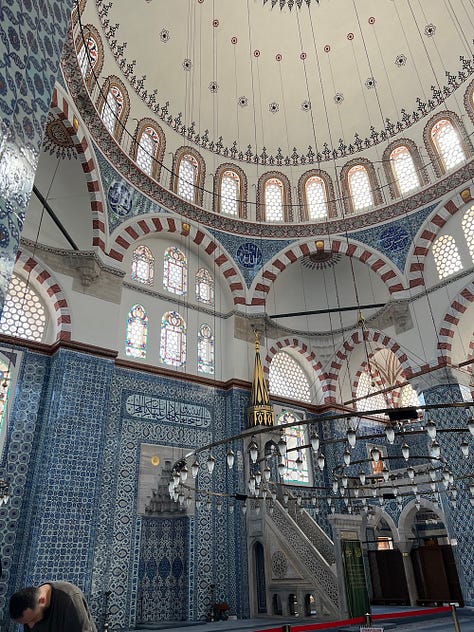 Detailed views of the tiles + a guidebook.