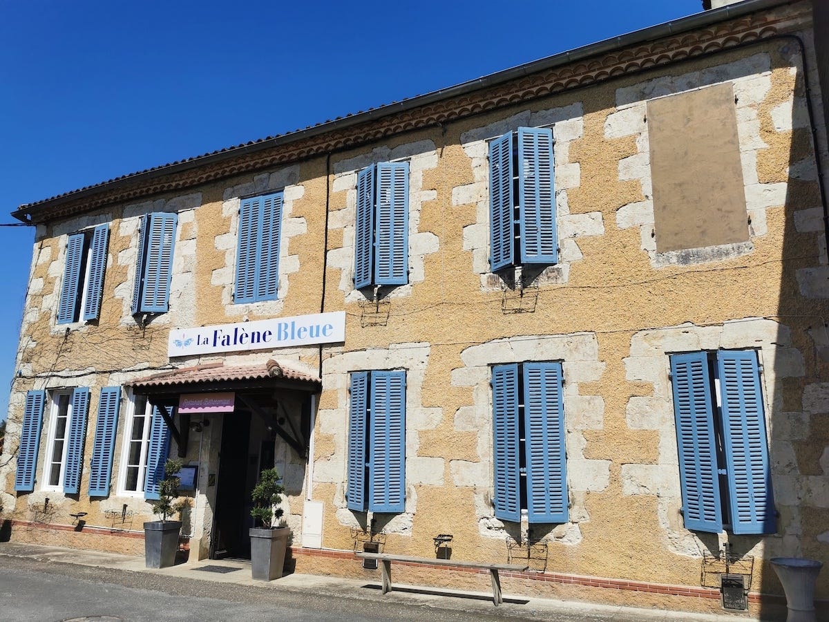 La Falène Bleue in Gascony La Falène Bleue in Gascony