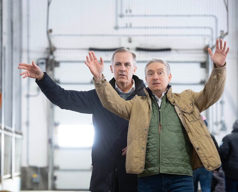 Carney en selle, Champagne de retour