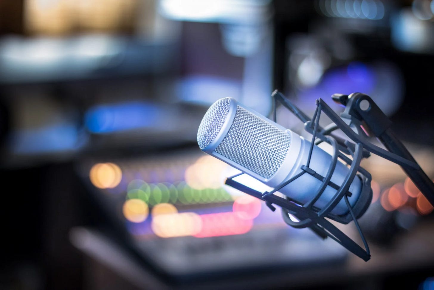 3 Ways to Prepare For Your Next TV, Radio or Podcast Interview