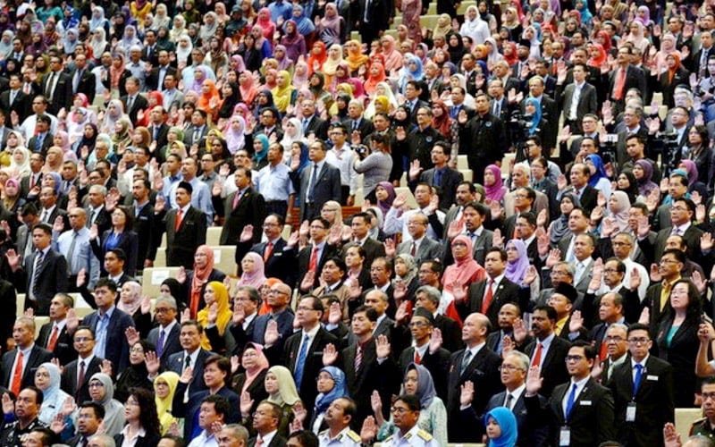 After ridding pension scheme for new civil servants, the next step is to  undo politicians' multiple pensions