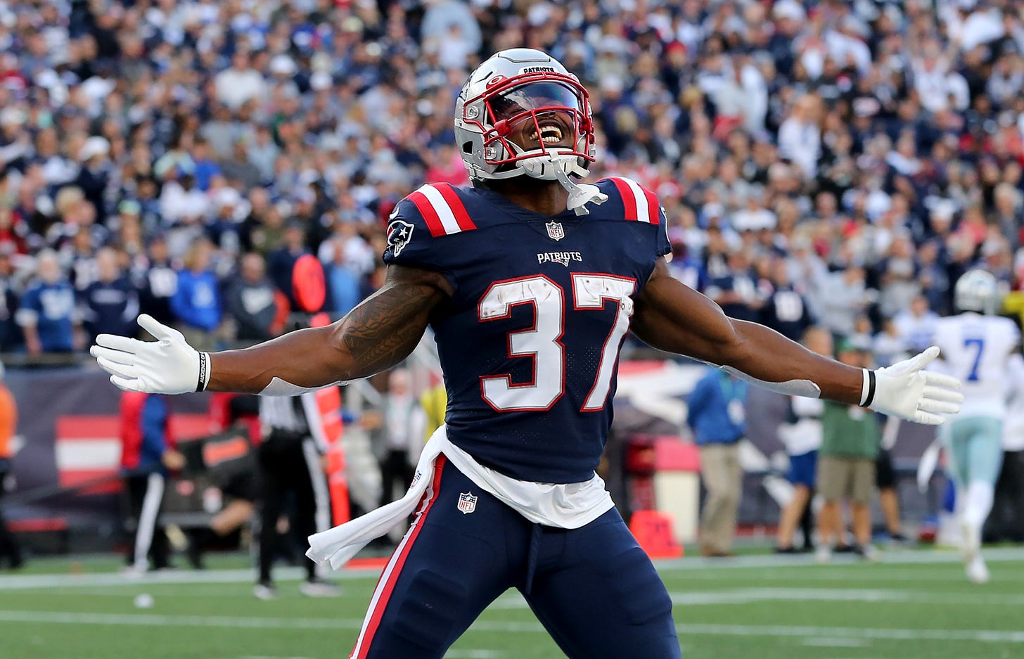 Damien Harris injury: Patriots RB present for walkthrough practice Tuesday