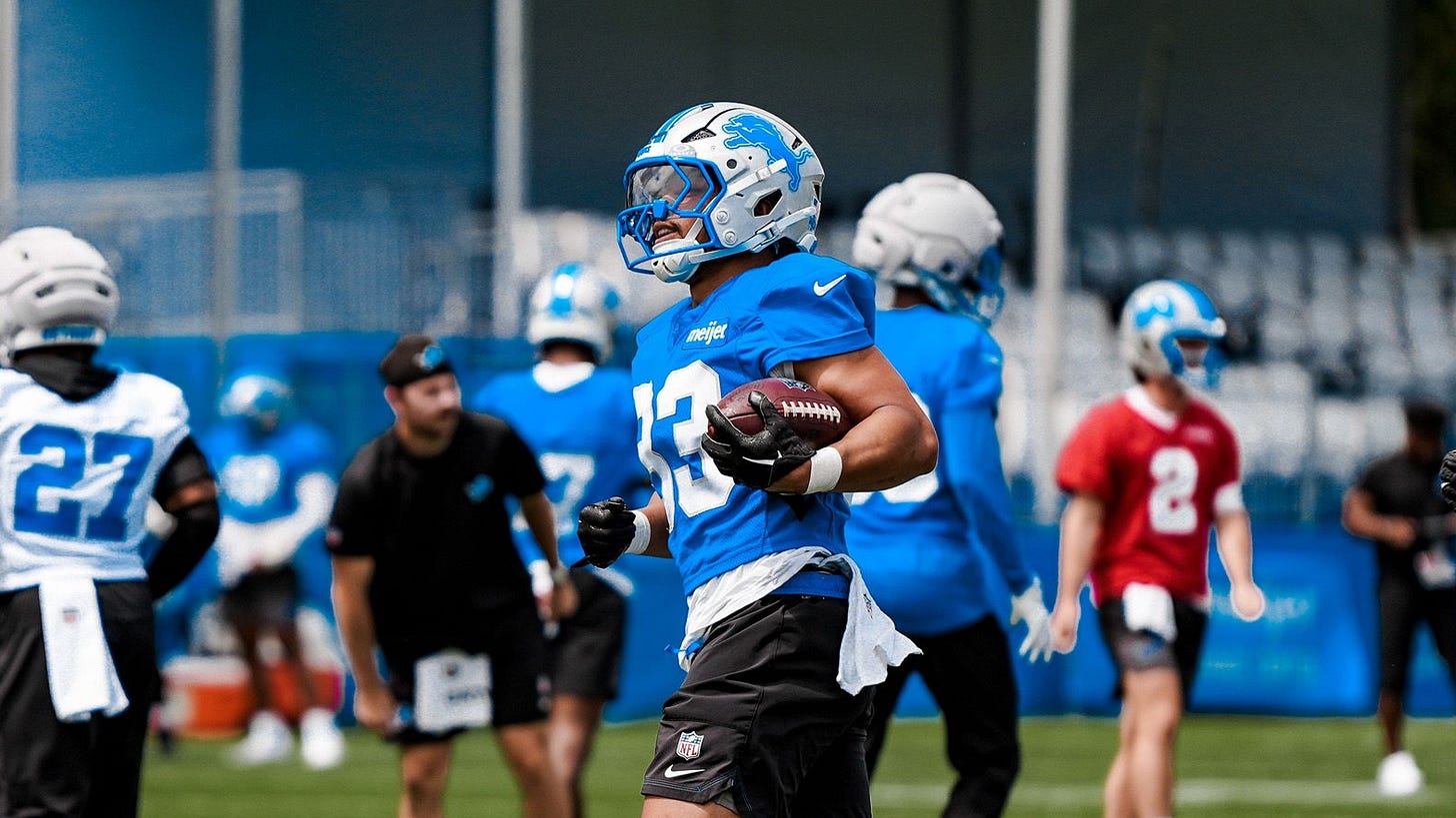 Sione Vaki at Detroit Lions training camp eye injury