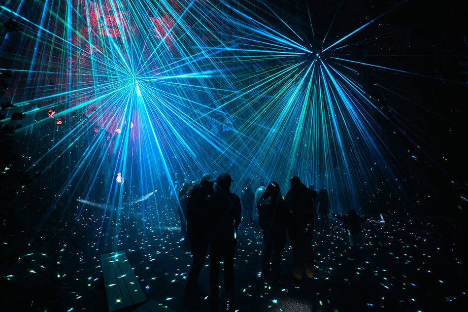 Anakeesta Astra Lumina Stardust Rays scene