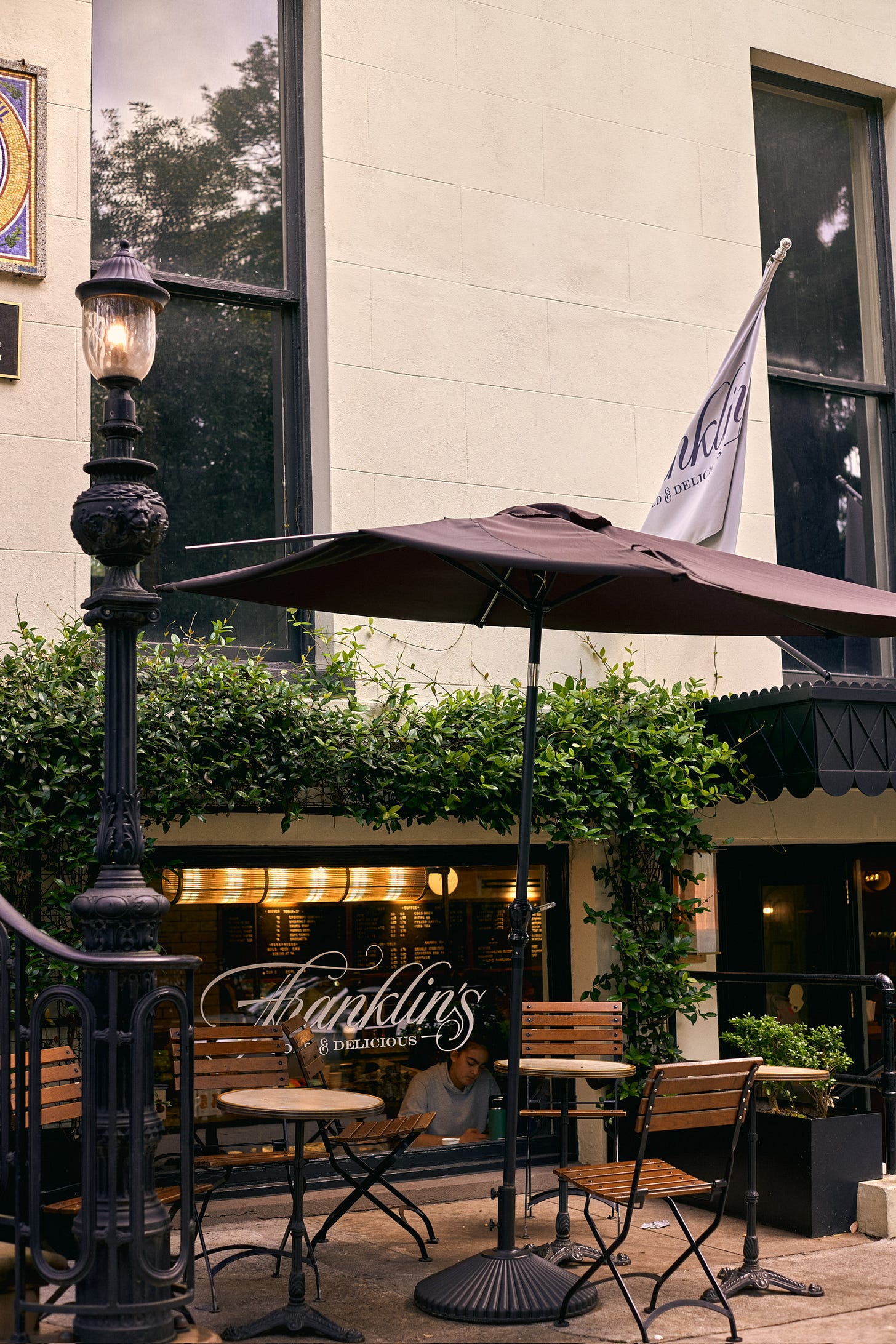 Franklins Cafe Photographed by Savannah Photographer Kathryn Ann Waller
