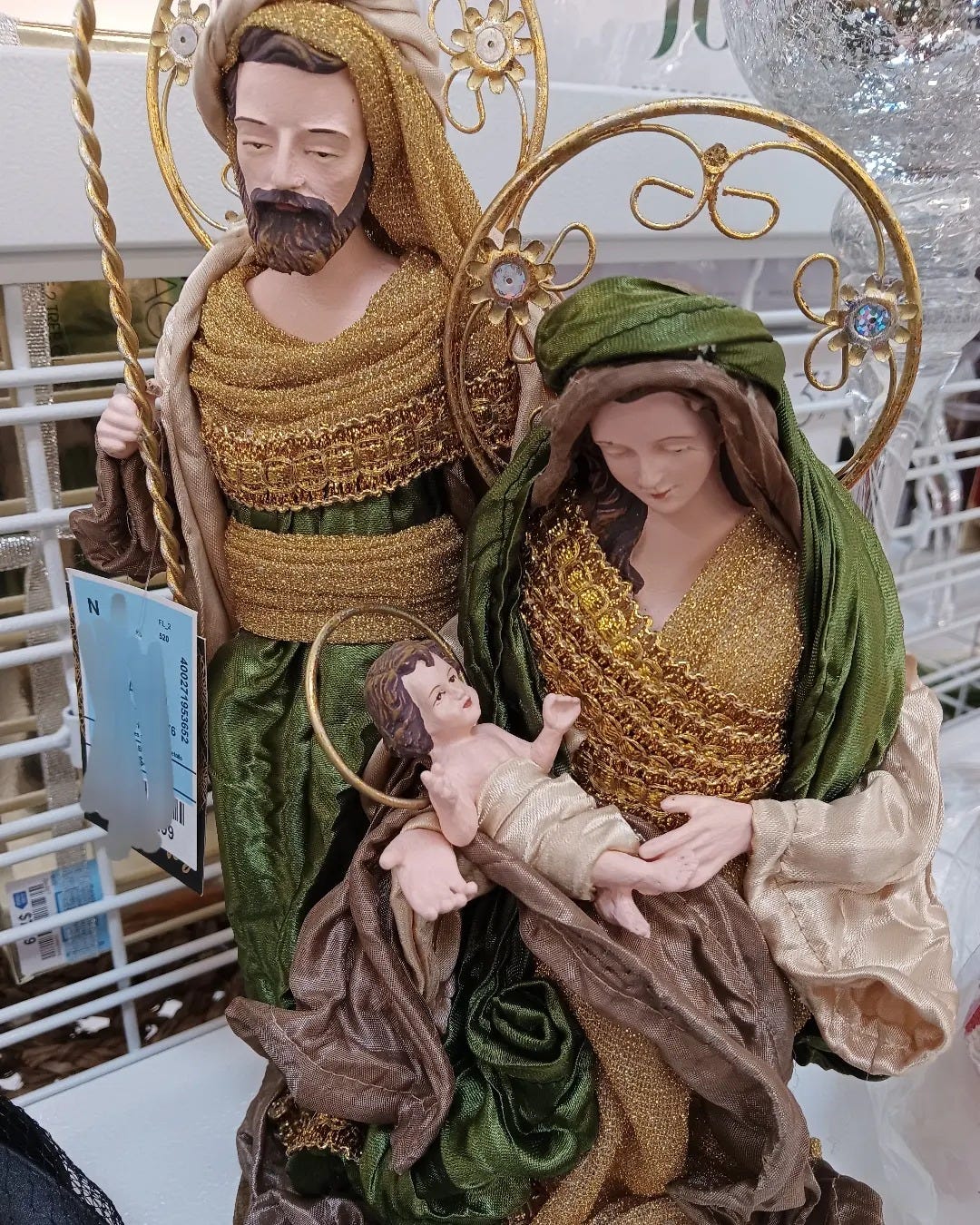 No photo description available.