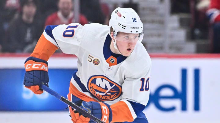 NY Islanders: Simon Holmstrom still has plenty of room to grow