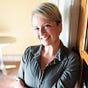 Amy Sapola's avatar