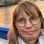 Ruth Whiter's avatar