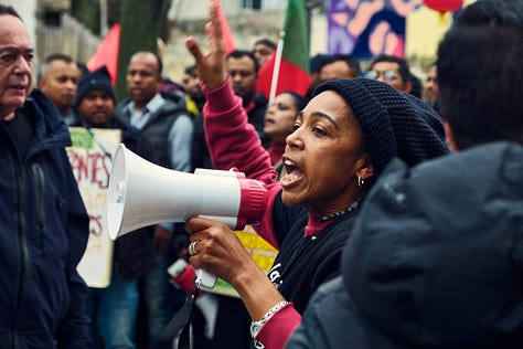 Participants in the Não nos encostem à parede protest on 11 Jan. 205 in Lisbon