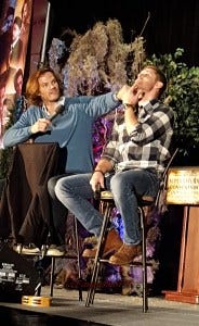 torcon_2015_phone_969_WM torcon_2015_phone_969_WM